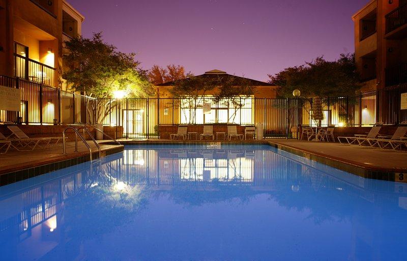 Country Inn & Suites By Radisson, Dallas-Love Field Екстер'єр фото